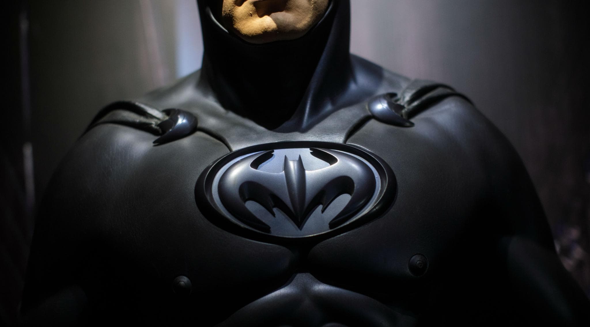 Batman and Robin's Costumes From 1960s TV Series Up For Sale! Batman and Robin's Costumes From 1960s TV Series Up For Sale!