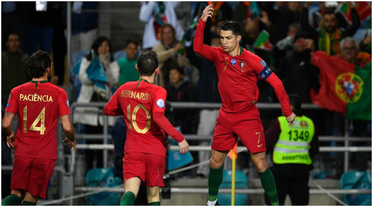 Cristiano Ronaldo Hat-Trick Helps Portugal Demolish Lithuania 6–0 in Euro 2020 Qualifiers, Juventus Star Closes on Goal Century Cristiano Ronaldo Hat-Trick Helps Portugal Demolish Lithuania 6–0 in Euro 2020 Qualifiers, Juventus Star Closes on Goal Century