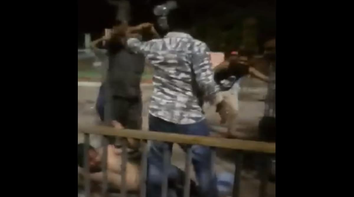 Gujarat Sees Repeat of Una Flogging Incident, Dalit Youth Stripped and Assaulted in Ahmedabad; Jignesh Mevani Threatens Bandh Gujarat Sees Repeat of Una Flogging Incident, Dalit Youth Stripped and Assaulted in Ahmedabad; Jignesh Mevani Threatens Bandh