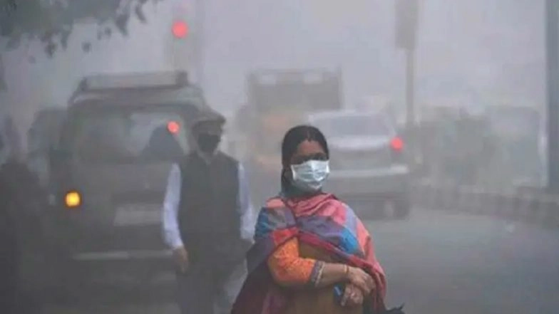 Delhi Air Quality in 'Very Poor' Category Today With Moderate Fog