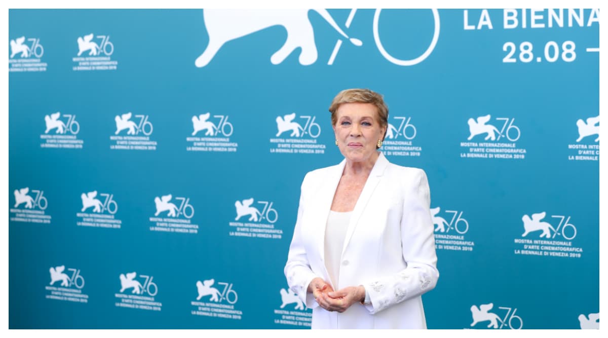 Julie Andrews Recalls Refusing to Take Cocaine at a Party Even After Being Forced by the Hosts Julie Andrews Recalls Refusing to Take Cocaine at a Party Even After Being Forced by the Hosts