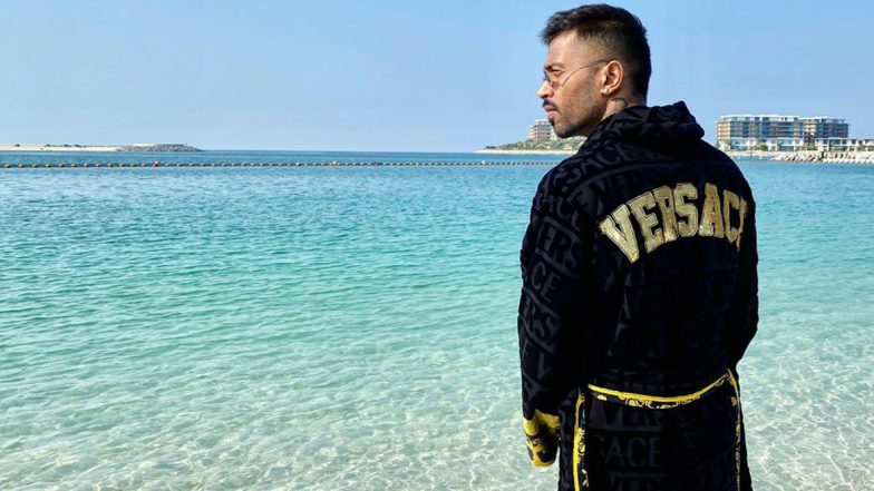 Hardik Pandya Recuperates From Back Injury With Leisure Time at Beach, Shares Picture Wearing Versace Bathrobe