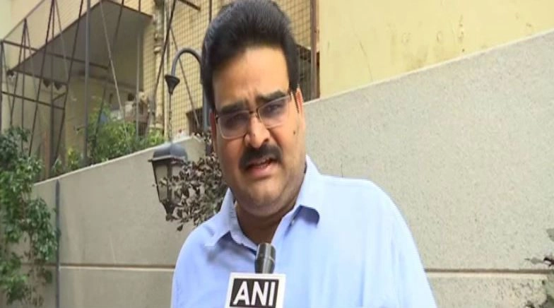 Maharashtra Government Formation: People of State Gave Mandate to BJP, Shiv Sena Should Moderate Its Stance, Says Lanka Dinakar