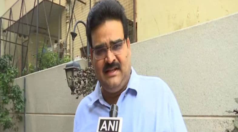 Maharashtra Government Formation: People of State Gave Mandate to BJP, Shiv Sena Should Moderate Its Stance, Says Lanka Dinakar Maharashtra Government Formation: People of State Gave Mandate to BJP, Shiv Sena Should Moderate Its Stance, Says Lanka Dinakar