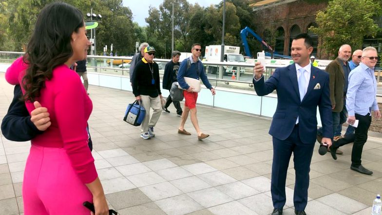 Ricky Ponting Urged by Fan to Click Latter’s Photo With Australian Sports Presenter Melanie McLaughlin