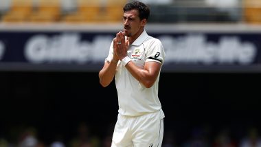 Mitchell Starc Hits Shan Masood With Lethal Pace During AUS vs PAK 1st Test 2019, Australian Pacer's  Menacing Smile to Injured Batsman Is Unmissable (Watch Video)