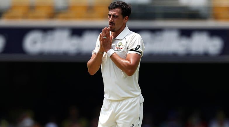 Mitchell Starc Hits Shan Masood With Lethal Pace During AUS vs PAK 1st Test 2019