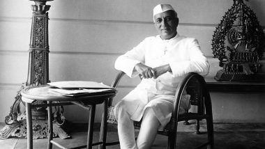 Jawaharlal Nehru 130th Birth Anniversary: With Derogatory Jibes at Freedom Fighter and 1st PM of India, Twitter Trolls Plunge Discourse to Another Low