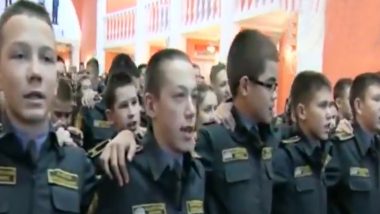 Russian Military Cadets Singing Indian Patriotic Song 'Aye Watan Humko Teri Kasam' Will Make You Beam With Pride (Watch Viral Video)