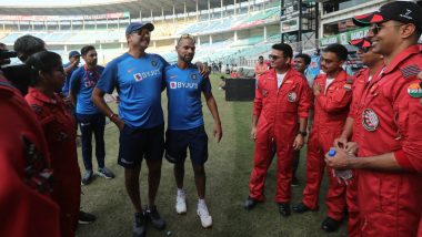 Shikhar Dhawan, Ravi Shastri & Other Team India Members Meet Indian Air Force Ahead of India vs Bangladesh 3rd T20I 2019 Match (View Pics)