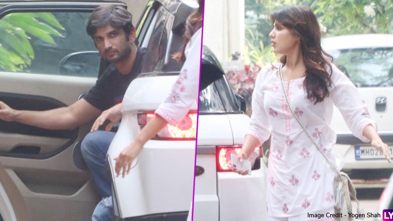 Sushant Singh Rajput and His Rumoured Girlfriend Rhea Chakraborty Arrive Together at a Friend's Place (View Pics)