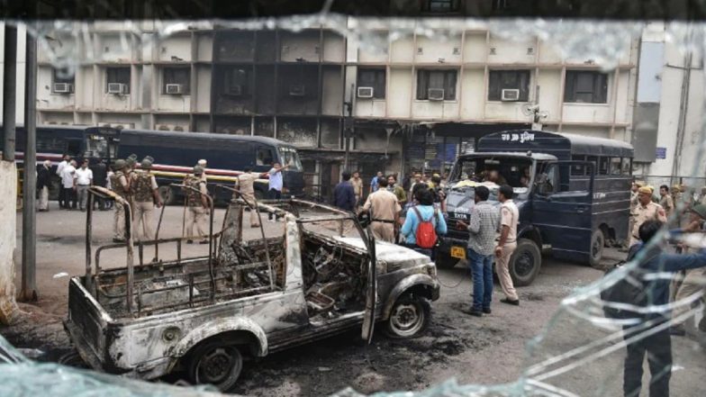 Tis Hazari Court Violence: Delhi HC Issues Notice to Bar Council of India as Police Protest Rocks National Capital