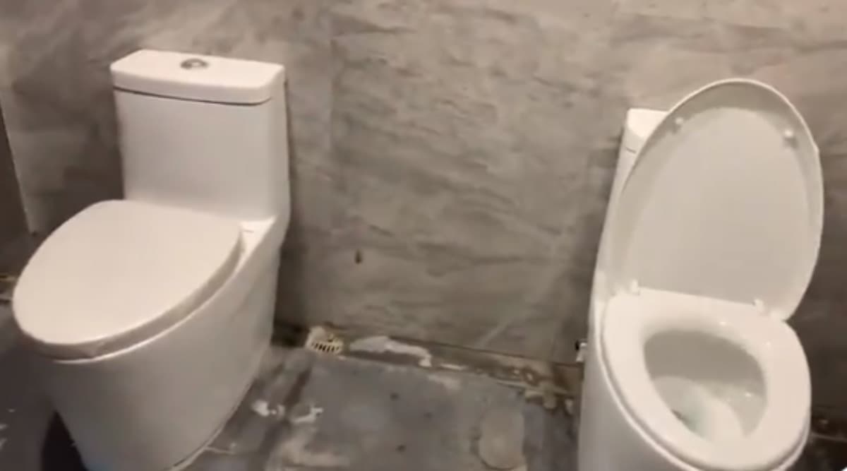 Two Toilets in One Cubicle With No Divider at Rizal Stadium During SEA Games 2019 Leaves Twitterati Laughing (Watch Video) Two Toilets in One Cubicle With No Divider at Rizal Stadium During SEA Games 2019 Leaves Twitterati Laughing (Watch Video)