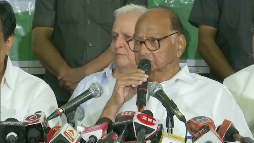 Maharashtra Government Formation: 'BJP-Shiv Sena Fought Together, They Have to Choose Their Way', Says Sharad Pawar Maharashtra Government Formation: 'BJP-Shiv Sena Fought Together, They Have to Choose Their Way', Says Sharad Pawar