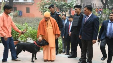 UP CM Yogi Adityanath's Pet Dog Kalu Becomes an Internet Sensation After Pictures of the Black Labrador Go Viral