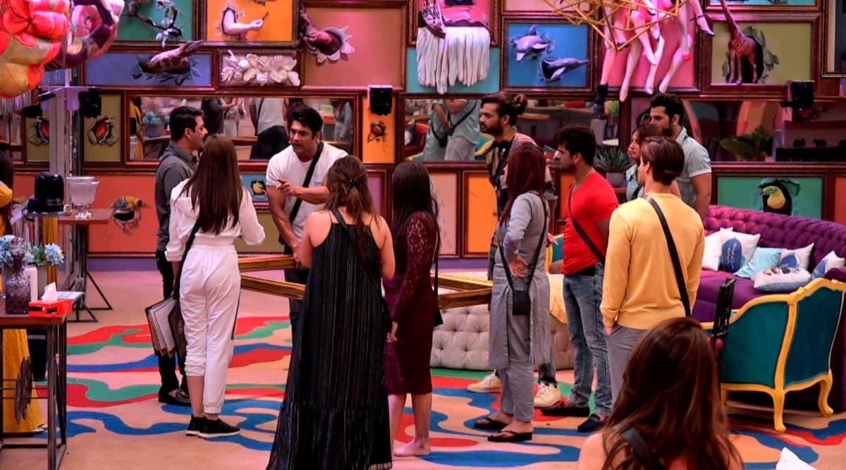 Bigg Boss 13 Day 53 Synopsis: Rashami Desai Gets Caught In Her Own Bluff Bigg Boss 13 Day 53 Synopsis: Rashami Desai Gets Caught In Her Own Bluff