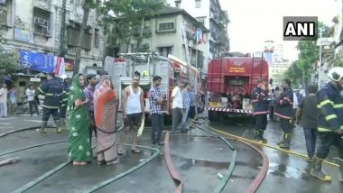 Mumbai: Fire Erupts at Ismail Building in Bhendi Bazar, Around 10 Bikes Gutted Into Fire