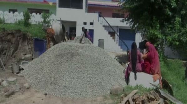 Jammu and Kashmir: Thousands of Bunkers Being Constructed for Safety of Citizens in Villages Near LoC Jammu and Kashmir: Thousands of Bunkers Being Constructed for Safety of Citizens in Villages Near LoC