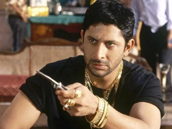 Arshad Warsi's joke on Coronavirus didn't go down well with people on Twitter