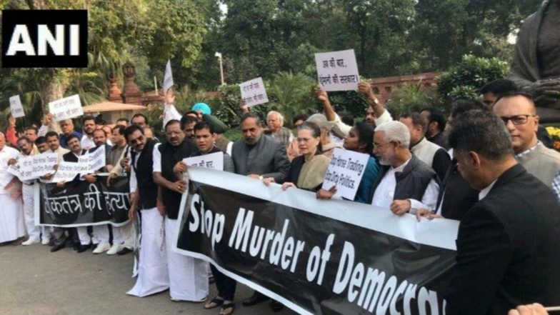 Sonia Gandhi Leads Congress Protest in Parliament Against BJP's Move to Form Maharashtra Government