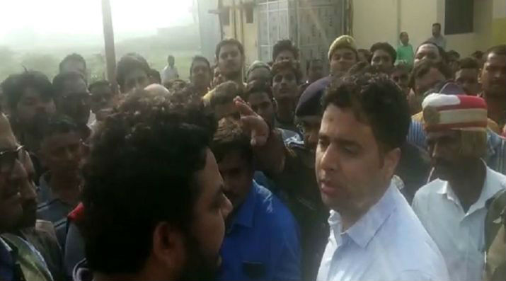 Amethi DM Prashant Sharma Shunted After Video of Misbehaving With Kin of BJP Leader's Slain Son Goes Viral