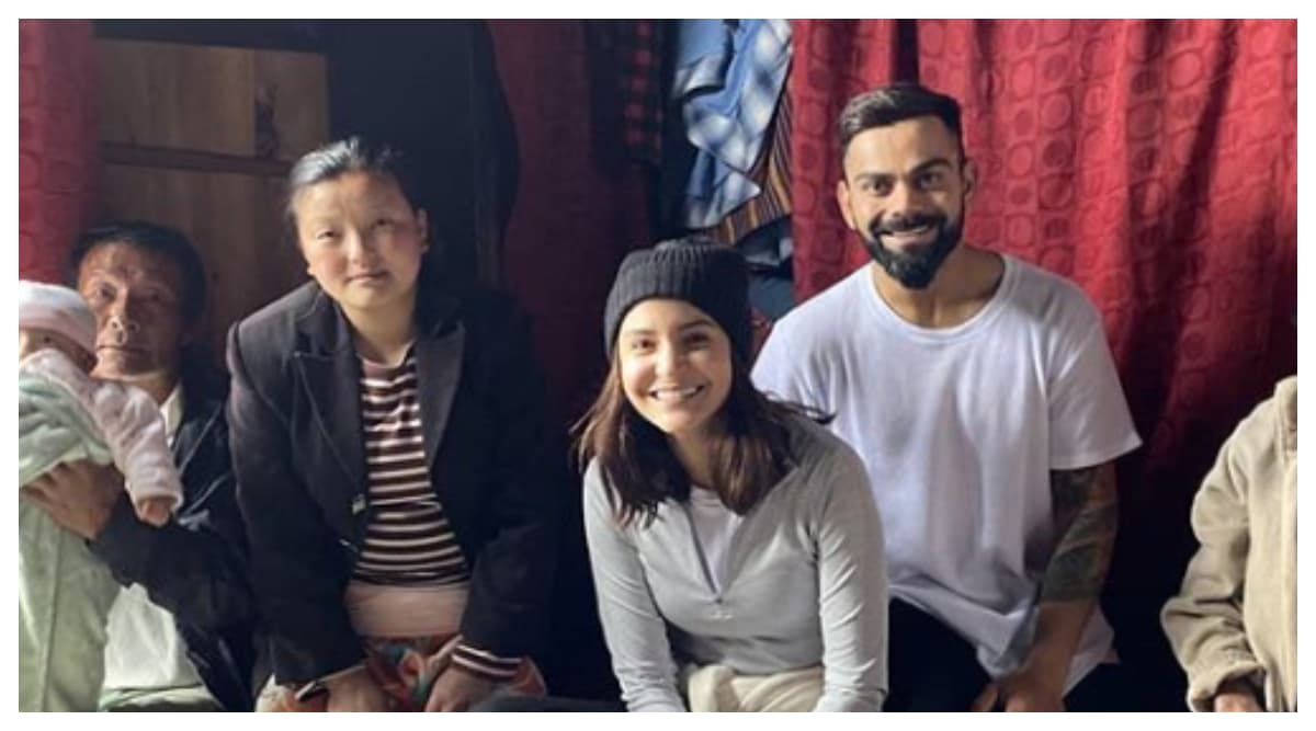 Anushka Sharma and Virat Kohli's Beautiful Encounter with This Family Will Make You Believe in the World a Little More (See Pics) Anushka Sharma and Virat Kohli's Beautiful Encounter with This Family Will Make You Believe in the World a Little More (See Pics)