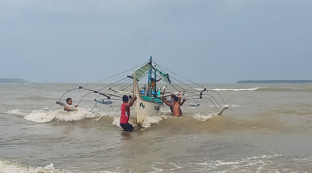 Southeast Asian Games 2019: Thousands Flee As Typhoon Kammuri Churns Towards Philippines, Threatens SEA Games Near Manila Southeast Asian Games 2019: Thousands Flee As Typhoon Kammuri Churns Towards Philippines, Threatens SEA Games Near Manila