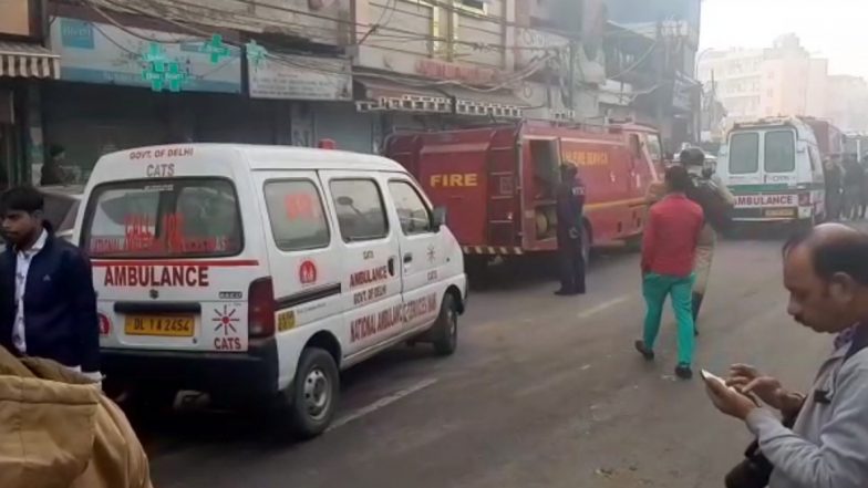 Delhi Fire: Police Suspect Short Circuit Likely Cause of Anaj Mandi Blaze, Arvind Kejriwal Announces Rs 10 Lakh Compensation Each For Family of Deceased