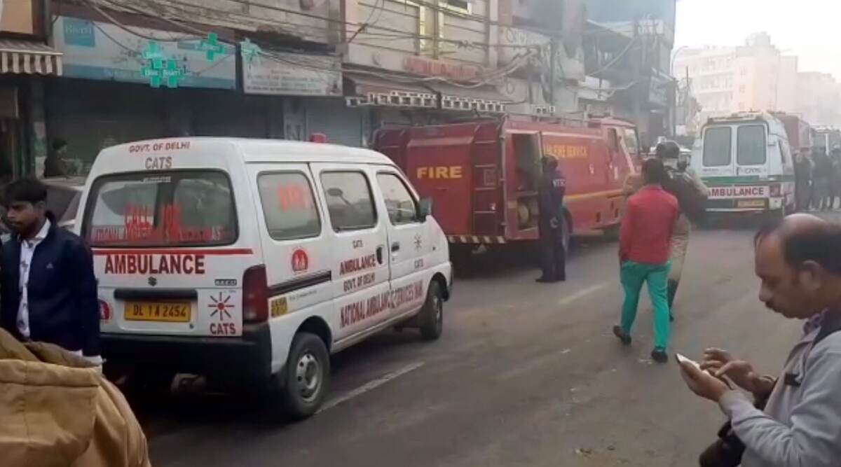 Delhi Fire: Police Suspect Short Circuit Likely Cause of Anaj Mandi Blaze, Arvind Kejriwal Announces Rs 10 Lakh Compensation Each For Family of Deceased Delhi Fire: Police Suspect Short Circuit Likely Cause of Anaj Mandi Blaze, Arvind Kejriwal Announces Rs 10 Lakh Compensation Each For Family of Deceased