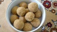 Gondh or Edible Gum Health Benefits: Not Just During Pregnancy, Here's Why Eating Gondh Ke Laddoo During Winters Is a Great Idea