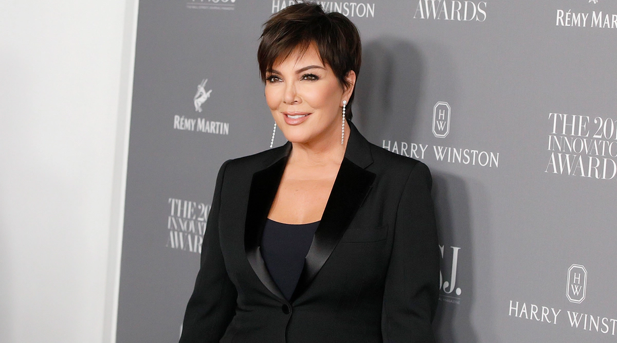 kris jenner is giving botox gift cards to her family and friends
