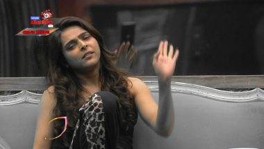 Bigg Boss 13 Episode 60 Sneak Peek 03 | Madhurima Tuli and Arti Singh Fight Over 'Footage'