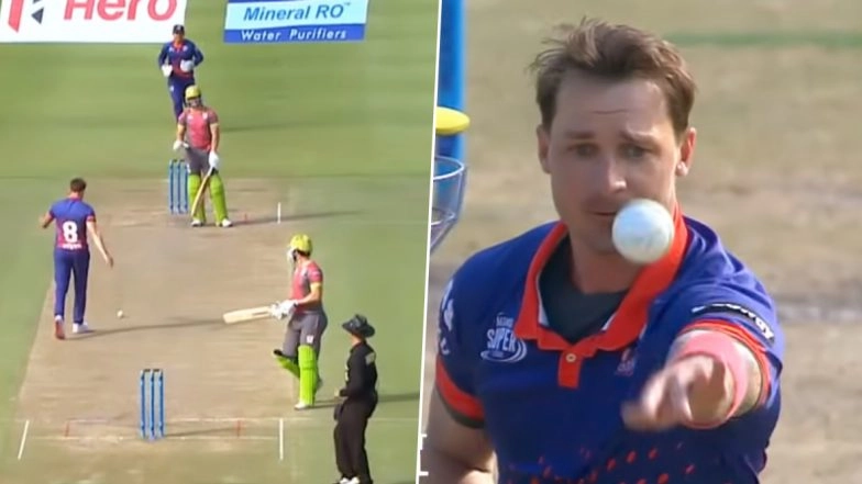 AB de Villiers and Dale Steyn Engage in Hilarious Banter During Cape Town Blitz vs Tshwane Spartans Clash in Mzansi Super League 2019 (Watch Video)
