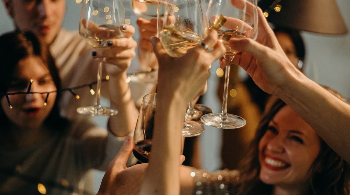 Christmas 2019 Special: 7 Types of People You Definitely Come Across During The Festive Season! Christmas 2019 Special: 7 Types of People You Definitely Come Across During The Festive Season!