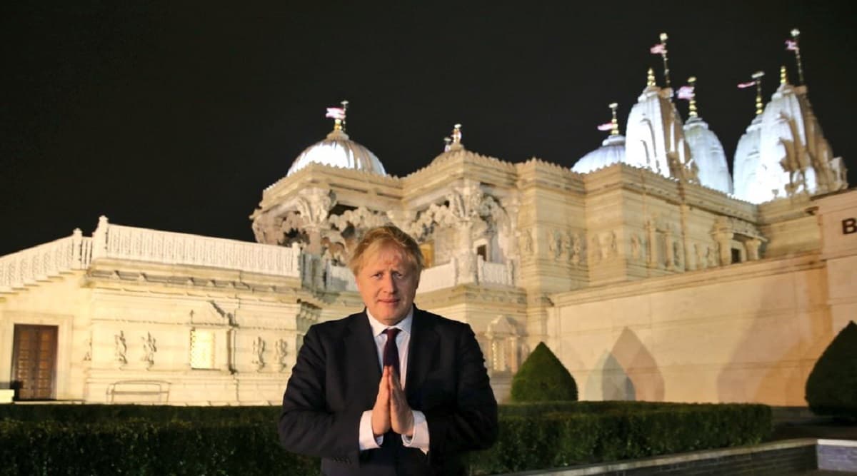 UK PM Boris Johnson Visits Swaminarayan Temple in Neasden, Vows to Partner With PM Narendra Modi to Build New India UK PM Boris Johnson Visits Swaminarayan Temple in Neasden, Vows to Partner With PM Narendra Modi to Build New India