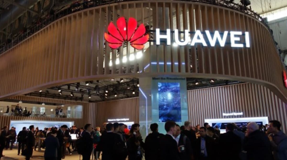 Huawei Mate X2 With Kirin 1000 SoC Likely To Unveil At IFA 2020: Report Huawei Mate X2 With Kirin 1000 SoC Likely To Unveil At IFA 2020: Report