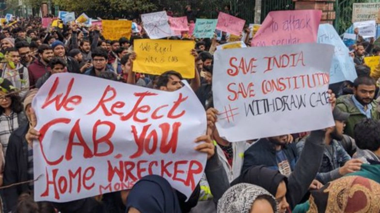 West Bengal: Jadavpur University, Calcutta University, Presidency University and Aliah University Students Protest Citizenship Act, March to BJP State Headquarters