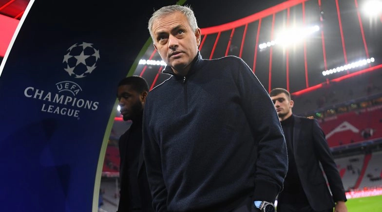 Jose Mourinho Snubs Cristiano Ronaldo and Lionel Messi As He Names Best Player of All-Time