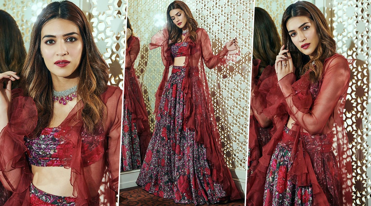 Kriti Sanon in Shehlaa Khan for Lokmat Awards 2019