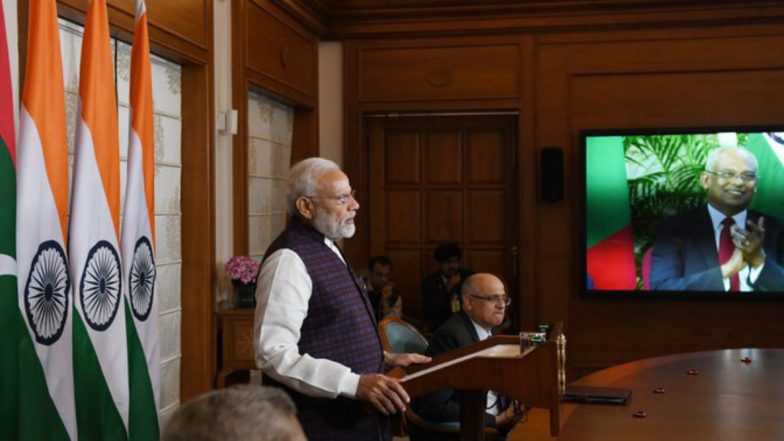 India Gifts Patrol Vessel Named 'KAAMIYAAB' to Maldives, Narendra Modi and Ibrahim Mohamed Solih Launch RuPay Card