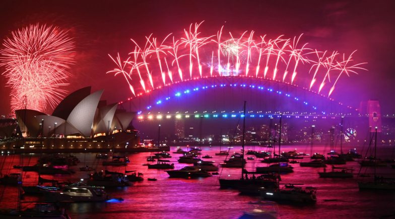 Australia Rings In New Year With Glittering Fireworks At Sydney Harbour ...