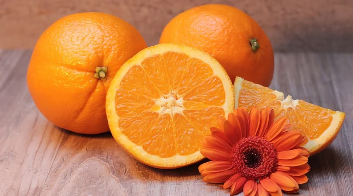 Weight Loss Tip of the Week: How to Use Oranges to Lose Weight This Winter (Watch Video) Weight Loss Tip of the Week: How to Use Oranges to Lose Weight This Winter (Watch Video)