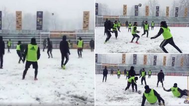 Real Kashmir FC Players Train Amidst Heavy Snowfall at TRC Turf Ground in Srinagar (Watch Video)