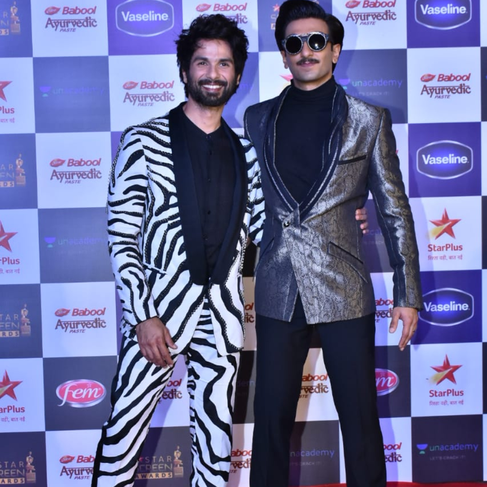 Shahid Kapoor, Ranveer Singh at Star Screen Awards 2019 (Photo Credits: Yogen Shah)a