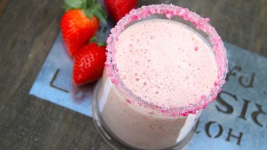 Weight Loss Tip of the Week: How to Use Strawberry Shake to Lose Weight This Winter (Watch Video)