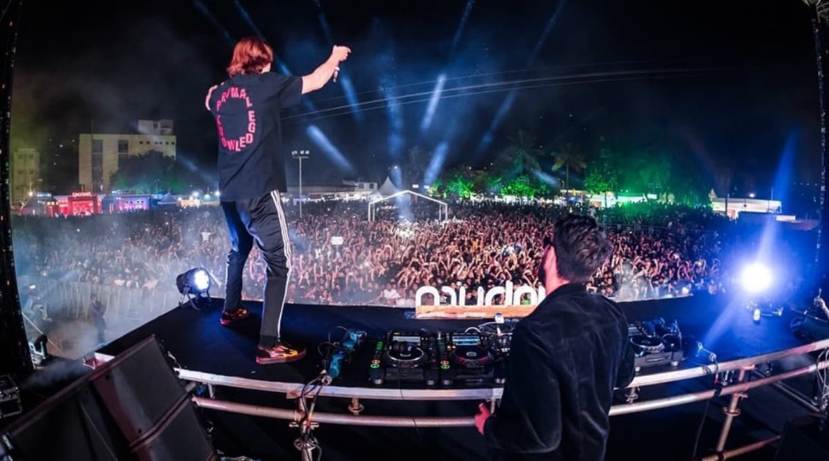Sunburn Festival 2019 in Goa: What Goes Behind Sunburn Music Festival Sunburn Festival 2019 in Goa: What Goes Behind Sunburn Music Festival