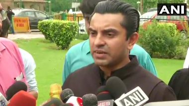 'PM Narendra Modi's Clothes Remark Aimed at Demonising Muslims and Assam Citizens': Activist Tehseen Poonawalla Files Complaint With EC