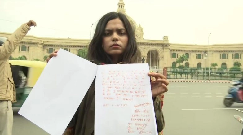  Vartika Singh Registers Case Against Smriti Irani & Her Close Associates on Charges of Corruption