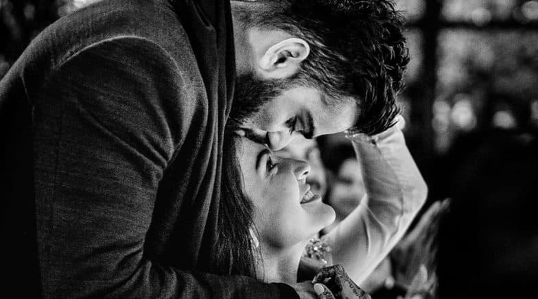 Virat Kohli Kisses Wife Anushka Sharma On Her Forehead In This Unseen Wedding Photo