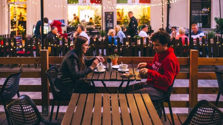 Delhi Govt Allows Restaurants to Operate 24x7, Tourism Licence Not Required
